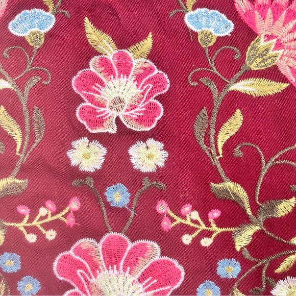 Harper miniskirt in berry color w/floral embroidery-Medium - Picture 3 of 11